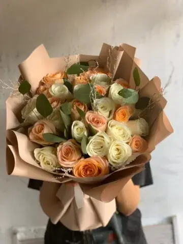 Bouquet of 31 roses