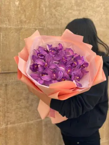 Bouquet of purple orchids