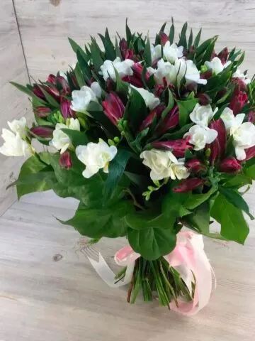 Bouquet of freesias and alstroemerias