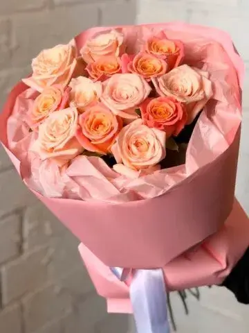 Bouquet of 13 roses