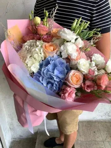 Bouquet of hydrangeas 