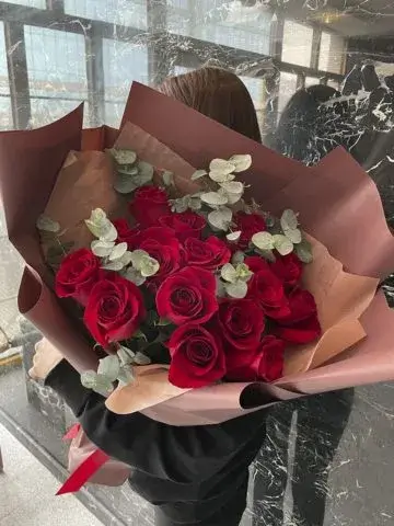 Garden rose bouquet