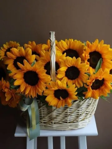 Basket with sunflowers