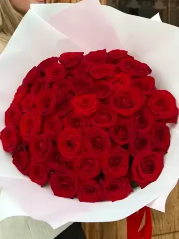Букет из 45 красных роз
